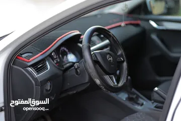  6 سكودا اكتافيا ستيشن