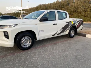  8 ميتسوبيشى L200 4×2 موديل 2020