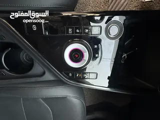  6 Kia Niro hybrid
