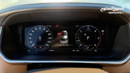  23 رينج روفر فوك  اوتوجرافي 2019  محرك 4400 ديزل كامل الاضافات  عداد 150000 كيلو