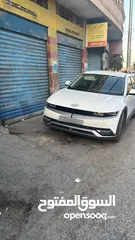  5 هيونداي أيونك 5
