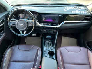  14 كيا نيرو Touring موديل 2020 فل كامل اعلى صنف اقساط على صورة آلهوية فقط دفعة اولى 3000 دينار