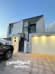  27 فيلا راقية و مميزة للإجار المعبيلة الجنوبية   Distinctive modern villa for rent