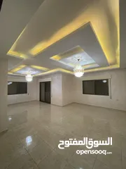  19 شقة طابق اول للبيع طبربور
