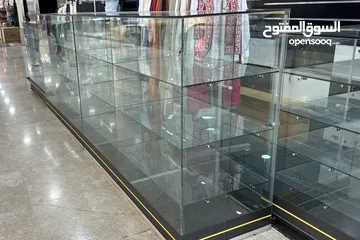  3 بترينة زجاج متحرك وثابت