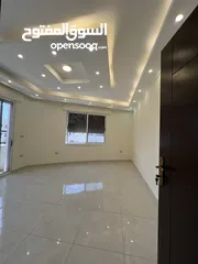  1 شقة فاخرة دوبلكس ثالث و روف مع ترس كبير