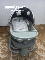  1 سرير اطفال 4in1 للبيع