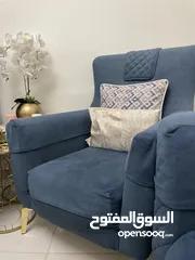  14 طقمين كنب للبيع بحالة ممتازة جدا للبيع بسبب ضيق المساحة