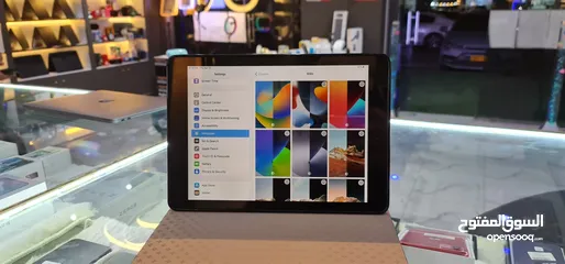  1 IPad 5 -32GB بأفضل سعر بالسلطنة