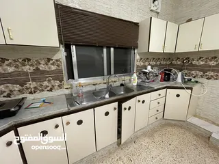  2 مطبخ خشب مستعمل للبيع