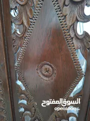  9 بارتشن ( قاطع خشب باكستاني متحرك ) اصلي من خشب الورد ثقيل وزنة لايقل عن 50 كيلو 5 قواطع كل قاطع 0.38