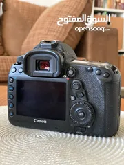  15 Canon 5d Mark II, full-frame camera