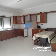  13 شقة طابقية مميزة للبيع في أم أذينة  -  قرب أبراج السادس طابق ثاني 320م تشطيب سوبر ديلوكس