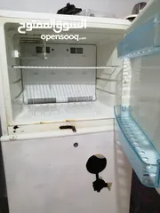  2 تلاجة للبيع