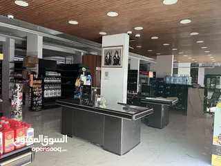  1 هايبر ماركت للبيع مع تجهيزاته ‏hypermarket for sale