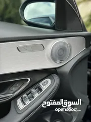  12 Mercedes Benz C200 ( 2019 )