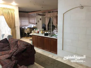  7 فيلا مستقلة للإيجار مفروشة بالكامل مكونه من 5 نوم