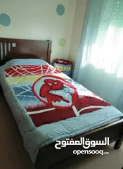  1 تخت للبيع ( إثنان)