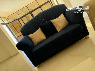  4 كنب 12 مقعد فقط