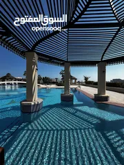  23 للبيع العاجل  شقة مجددة 3 غرف + غرفة خادمة  دخول مباشر للشاطئ