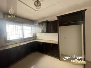  2 شقة بمساحة واسعة للبيع في الطيرة  ,,,  مع امكانية التأجير