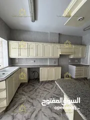  24 فيلا في منطقة الدوار السابع (V191)