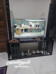  5 طقم كونرا مواصفات خاصه مع طاولة وسط وطاوله تيلفزيون جديد غير مستعمل نهائي