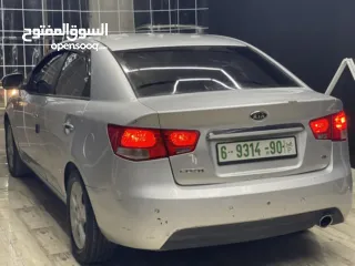  4 كيا فورتي 2009