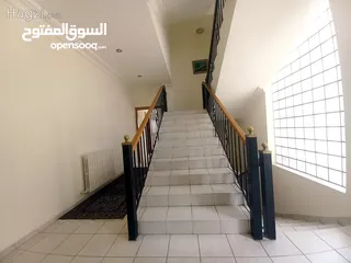  17 فيلا للبيع في عبدون  ( Property ID : 37068 )