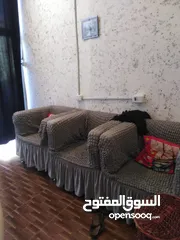 2 صالون للايجار فارغ يصلح مستودع