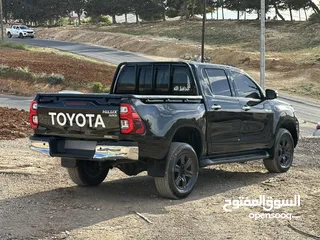  24 تويوتا هايلوكس 2021 فل اوتوماتيك نظيف