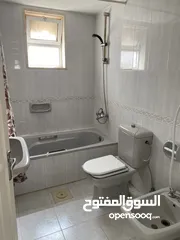  8 شقه للبيع ش الجاردنز قرب سوق شاكر مقابل المدارس العمريه