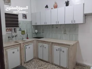  1 شقة للايجار الزرقاء حي الحسين