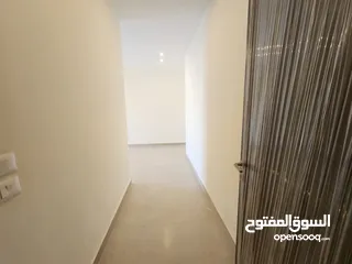  25 روف فاخر للبيع في عبدون ref : 14387
