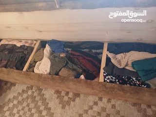  5 كورنر غرفة الجلوس يوجد مخزن
