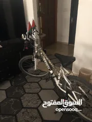  2 بسكليت غيارات سعرو 350 شيكل