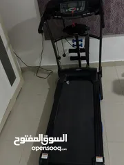  1 للبيع جهاز مشي مستعمل خفيف  جهاز نظيف وبحالة ممتازة