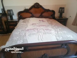  2 غرفة نوم وطقم كنب مع البرادي ومايكرويف بسعر جيد