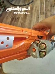  5 accustrike toy blaster with 5 bullets, 4 similar and 1 diffent