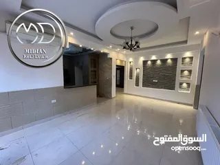  4 شقة شبه ارضي للبيع بداعي السفر في أجمل مواقع ضاحية الرشيد مساحة 170م ترس وحديقة 150م بسعر مغري جداً
