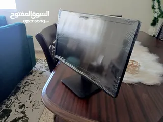  6 شاشات للبيع