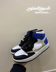  4 حذاء  نايكي جوردن  متوفر مقاسات والوان مختلفه Nike air Jordan