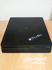  1 بلايستيشن 4 سلم للبيع مع 3 سيديات. و حساب فيو 4 العاب