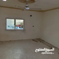  4 بيت مستقل للبيع عباره عن طابقين مستقلات
