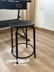  11 Professional Art Desk and Chair for Sale excellent condition for artists. مكتب وكرسي فني