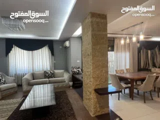  6 شقه للبيع مساحه 150ثلاث غرفة نوم حمامين بلكونتين صالون صاله مطبخ طابق ثالث اصنصين