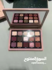  3 Eyeshadow palette