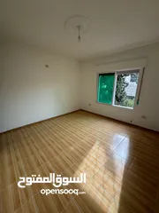  10 شقة للبيع في صويلح  طلوع سامح مول 150 متر طابق ارضي  3 غرف نوم، صالة وصالون و كراج و مخزن و حمايات