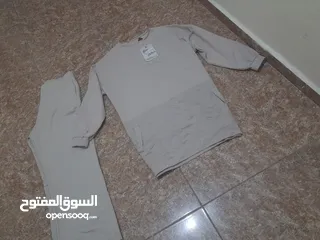  2 ملابس للبيع