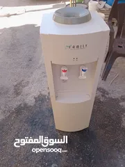  2 كولر فملي بحاله ممتازه حامي بارد